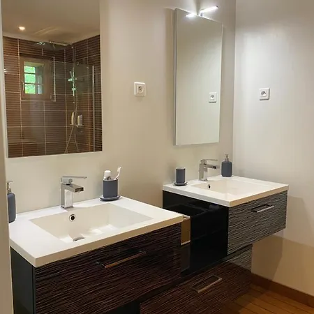 度假居 Le Bout Du Monde 圣莱奥纳尔