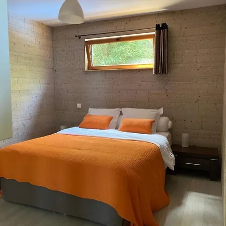 Le Bout Du Monde 圣莱奥纳尔